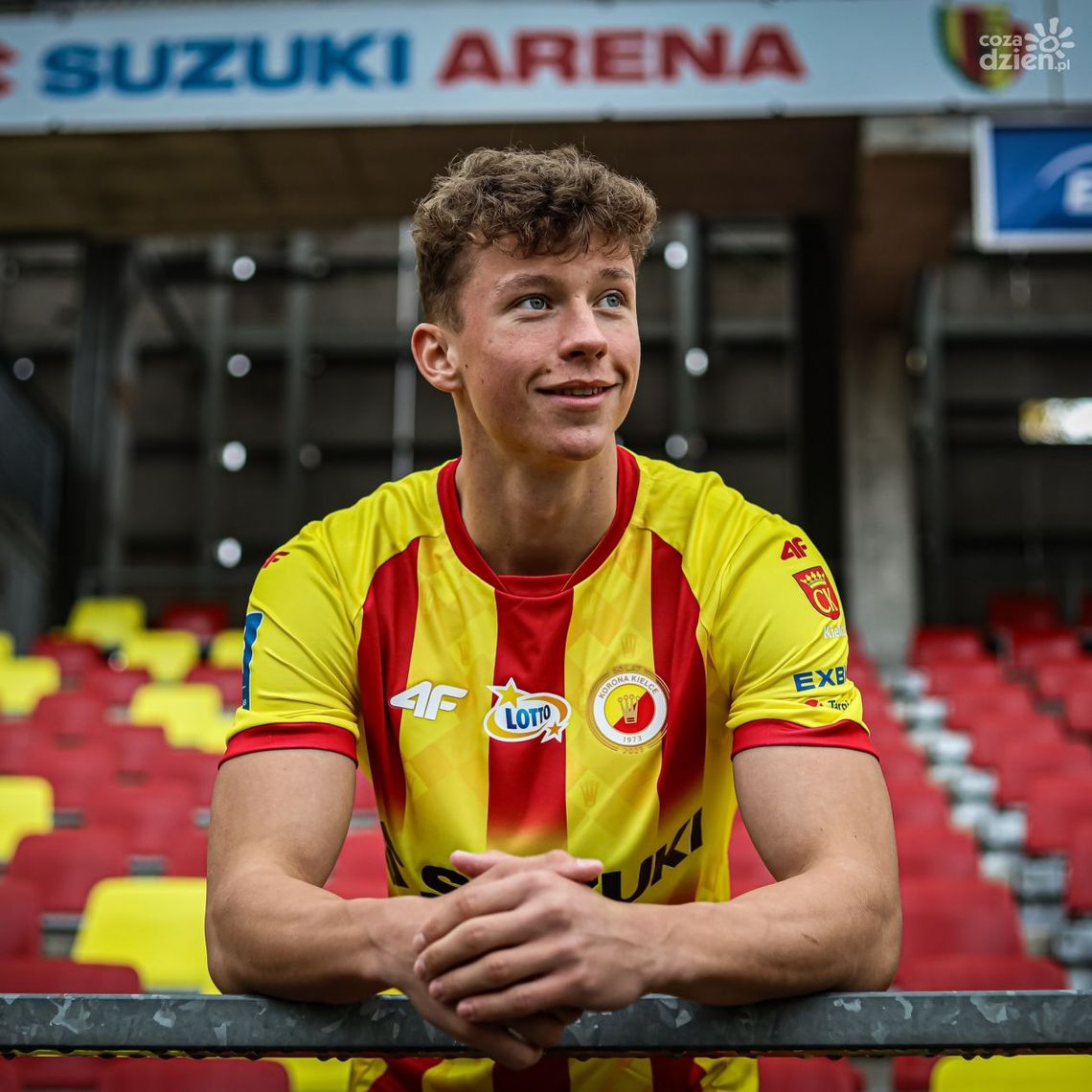 Daniel Bąk z profesjonalnym kontraktem