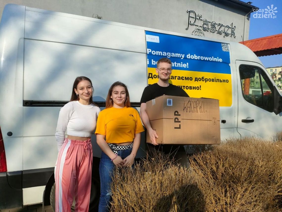 Dawid Kaźmierski- właśnie wyruszamy z pomocą do Dorohuska Dawid Kaźmierski- właśnie wyruszamy z pomocą do Dorohuska