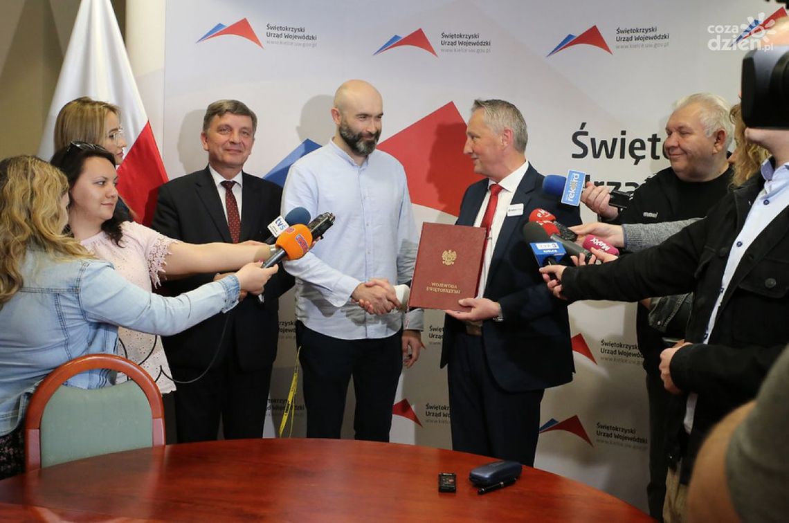 Decyzja dla kieleckiego teatru Decyzja dla kieleckiego teatru