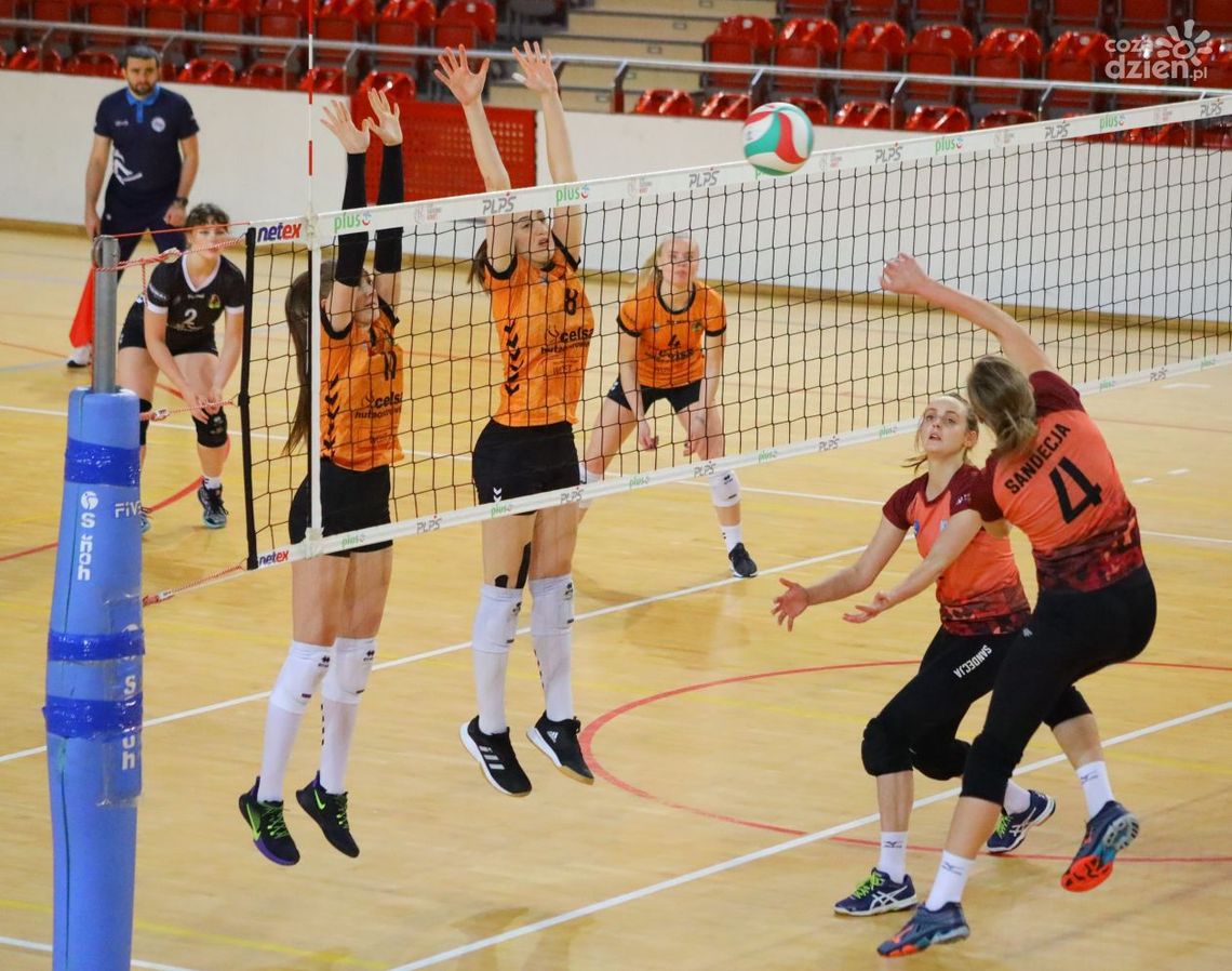 Dobry mecz siatkarek KSZO SMS Ostrowiec - zabrakło tylko punktów