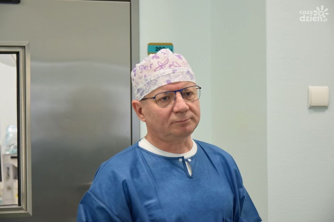 Doktor Sławomir Okła pierwszym w Polsce proktorem chirurgii robotycznej w otolaryngologii Doktor Sławomir Okła pierwszym w Polsce proktorem chirurgii robotycznej w otolaryngologii