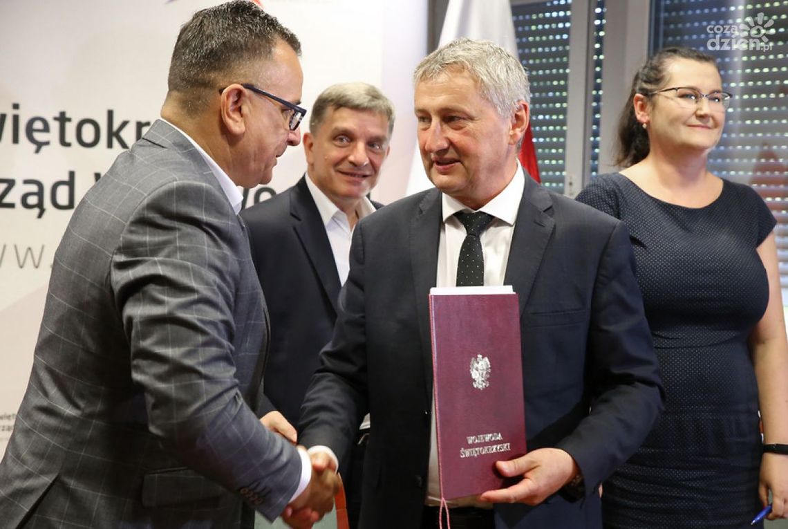 Dotacje dla szkół na sprzęt dydaktyczny Dotacje dla szkół na sprzęt dydaktyczny