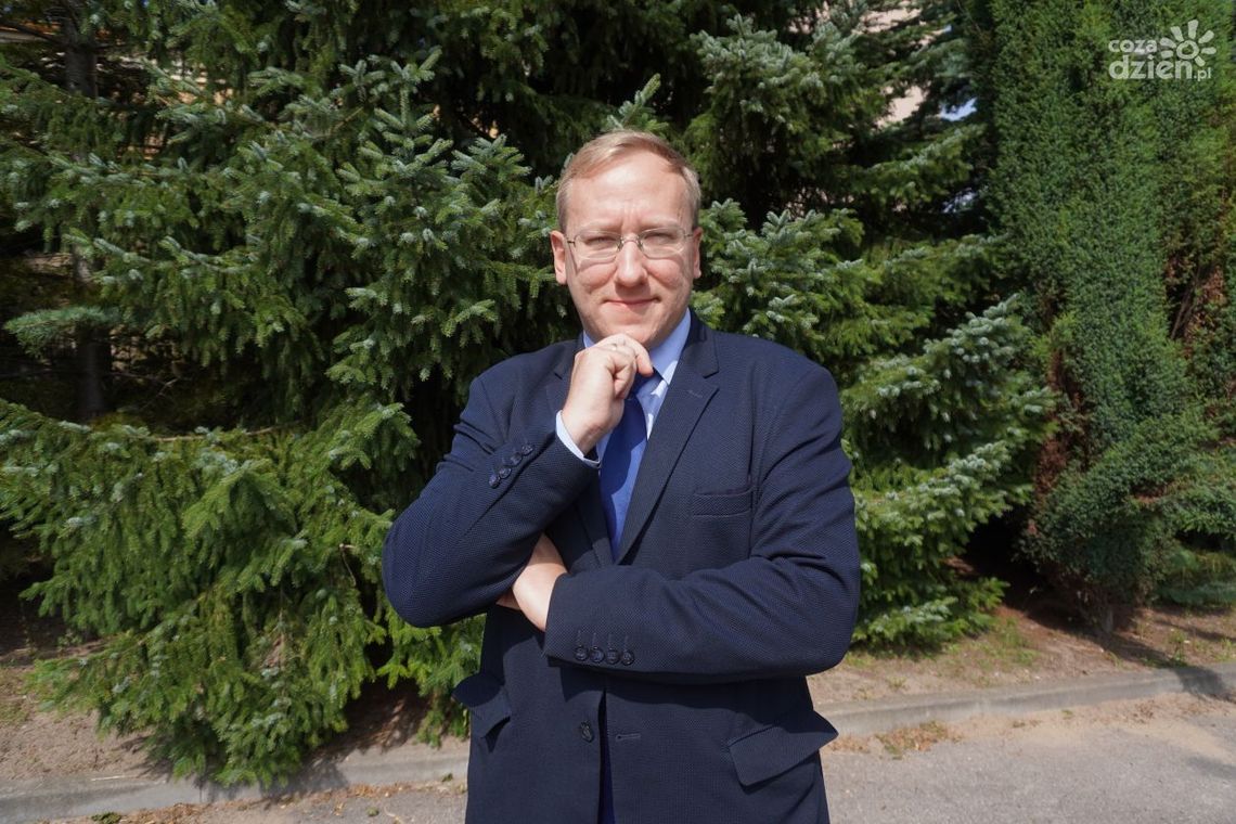 dr Leszek Sykulski: W WSBiP wprowadzamy innowacje na skalę Polski dr Leszek Sykulski: W WSBiP wprowadzamy innowacje na skalę Polski