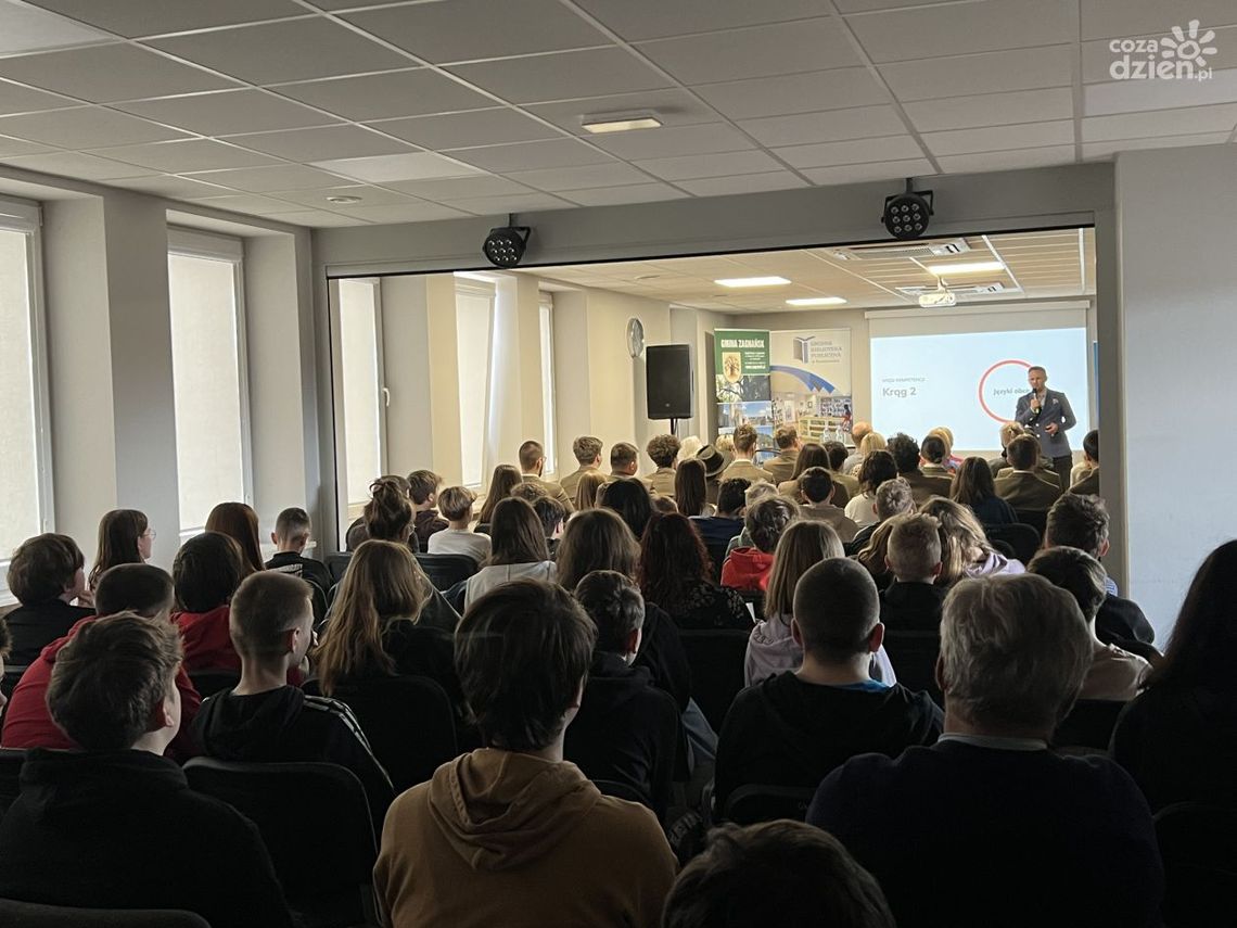 Droga do kariery międzynarodowej wiedzie przez naukę języków obcych Droga do kariery międzynarodowej wiedzie przez naukę języków obcych