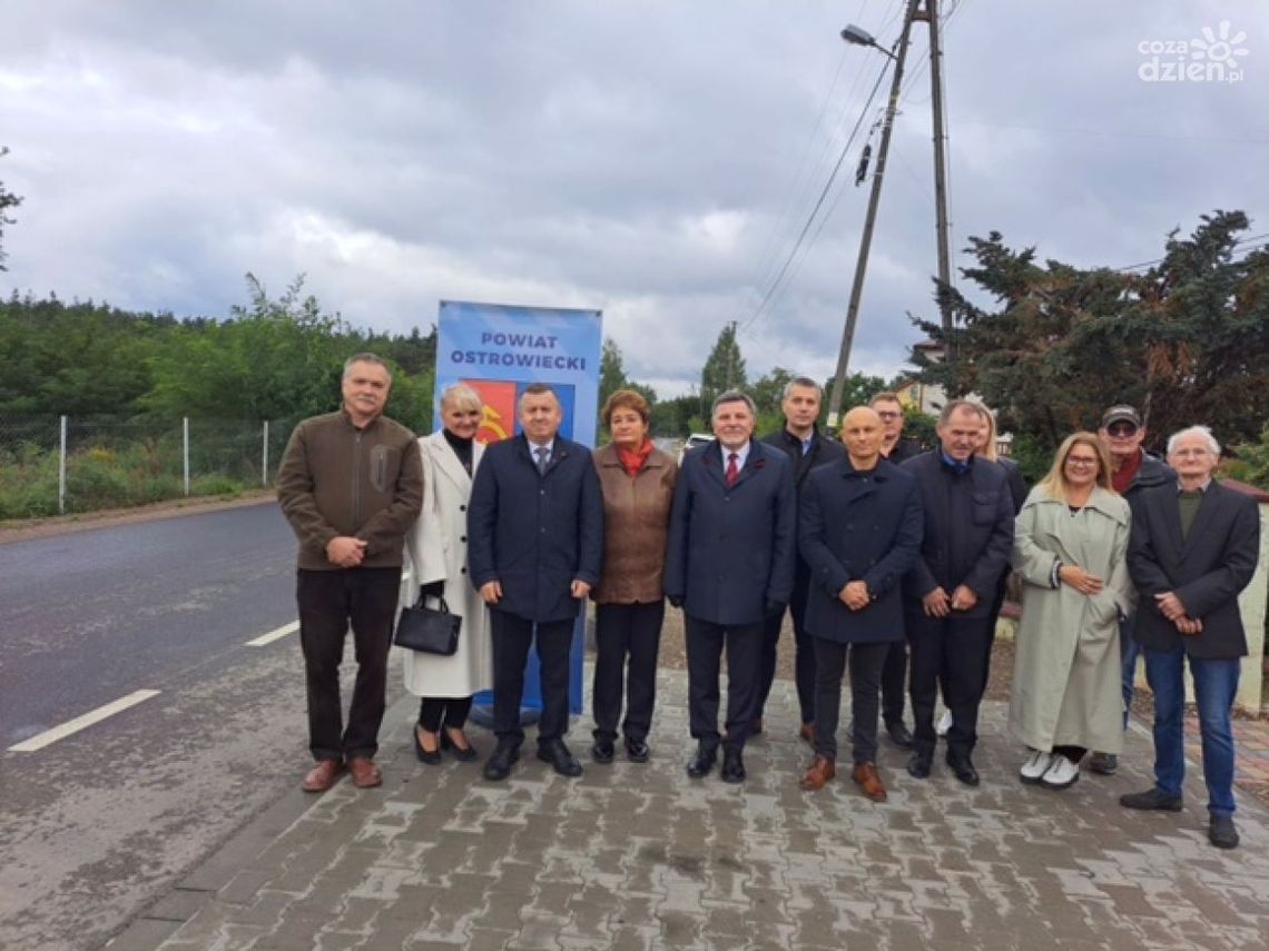 Droga w Nowej Dębowej Woli oddana do użytku Droga w Nowej Dębowej Woli oddana do użytku