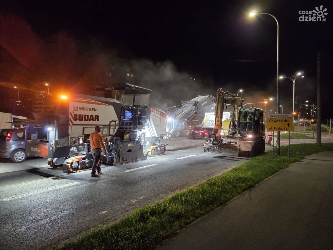 Drogowcy rozpoczęli prace na ul. Krakowskiej Drogowcy rozpoczęli prace na ul. Krakowskiej