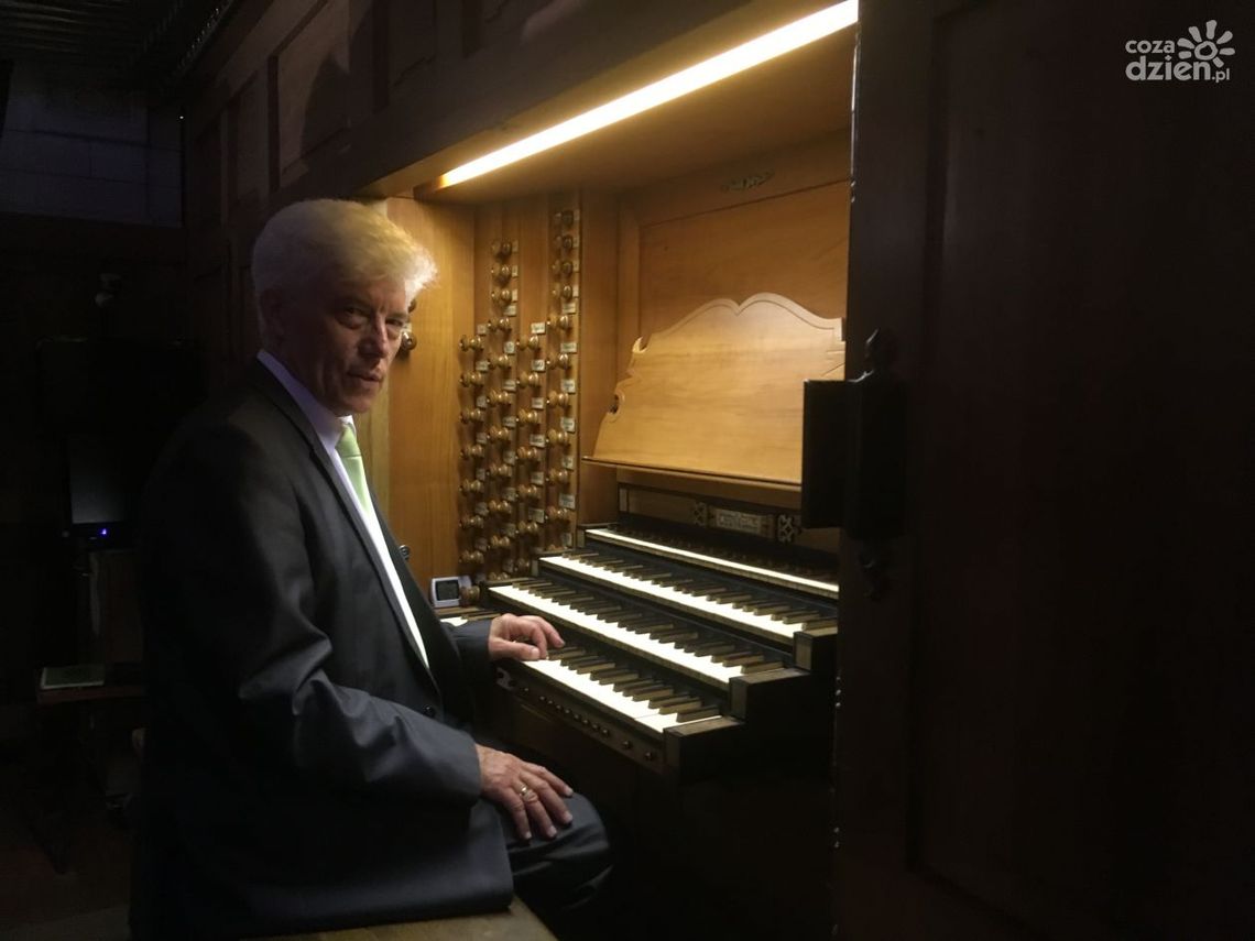 Drugi koncert organowy w ramach XXX Międzynarodowych Dni Muzyki Organowej i Kameralnej.
