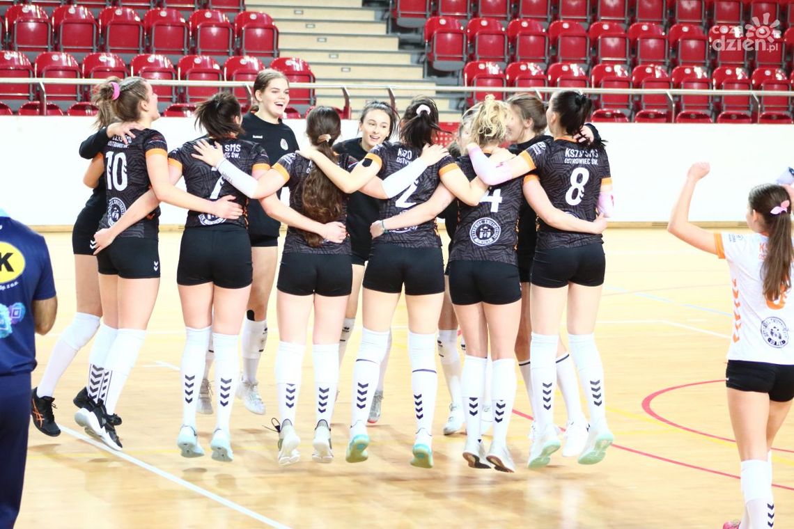 Drugoligowe siatkarki KSZO SMS zakończyły sezon