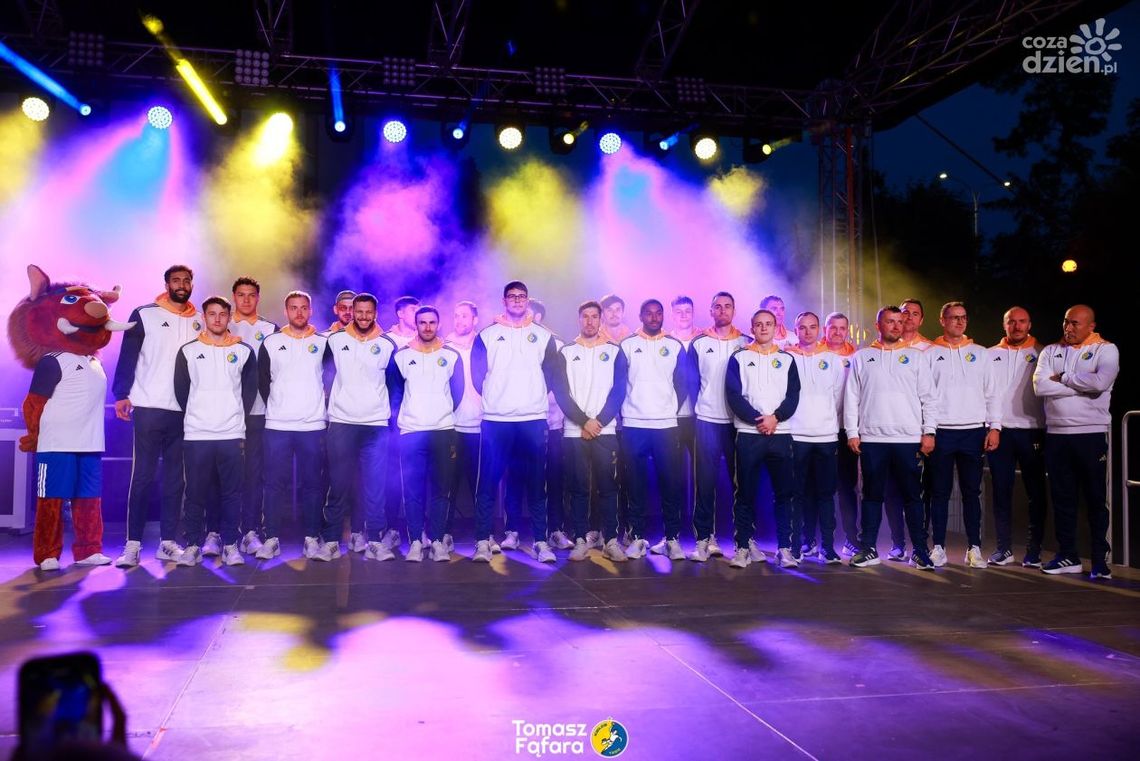 Drużyna 60-lecia KS Iskry Kielce wybrana Drużyna 60-lecia KS Iskry Kielce wybrana