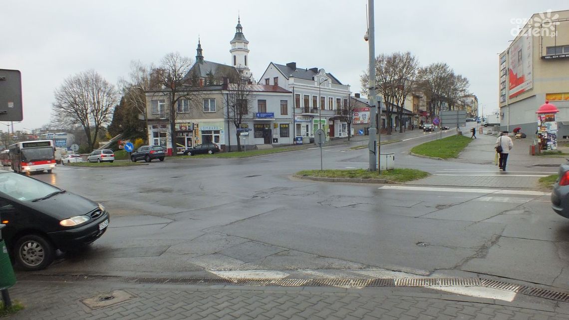 DW nr 754 przez Ostrowiec będzie remontowana DW nr 754 przez Ostrowiec będzie remontowana