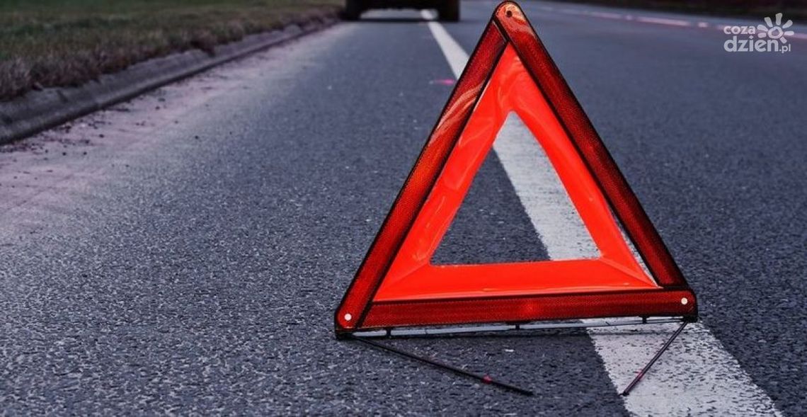 Dwójka dzieci ucierpiała w wypadku samochodowym Dwójka dzieci ucierpiała w wypadku samochodowym