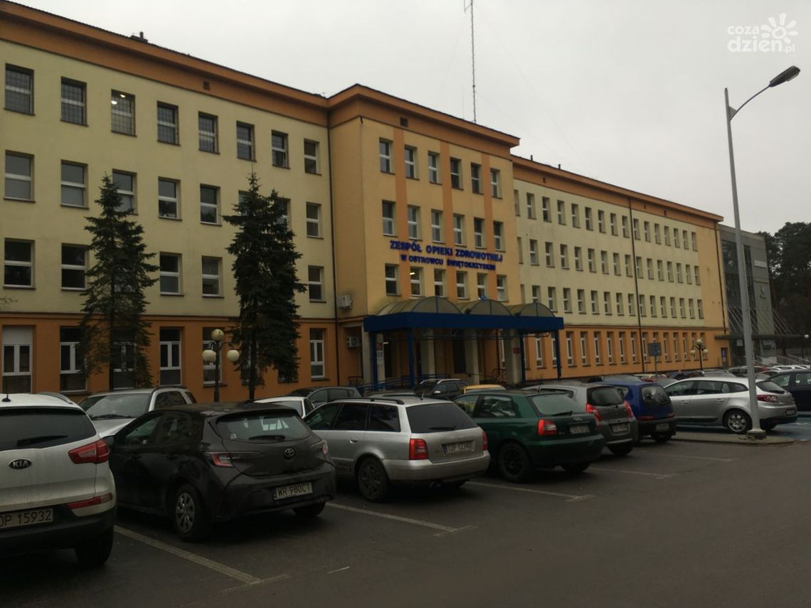 Dyrektor ostrowieckiego szpitala ujawnia wynagrodzenie swoich doradców Dyrektor ostrowieckiego szpitala ujawnia wynagrodzenie swoich doradców
