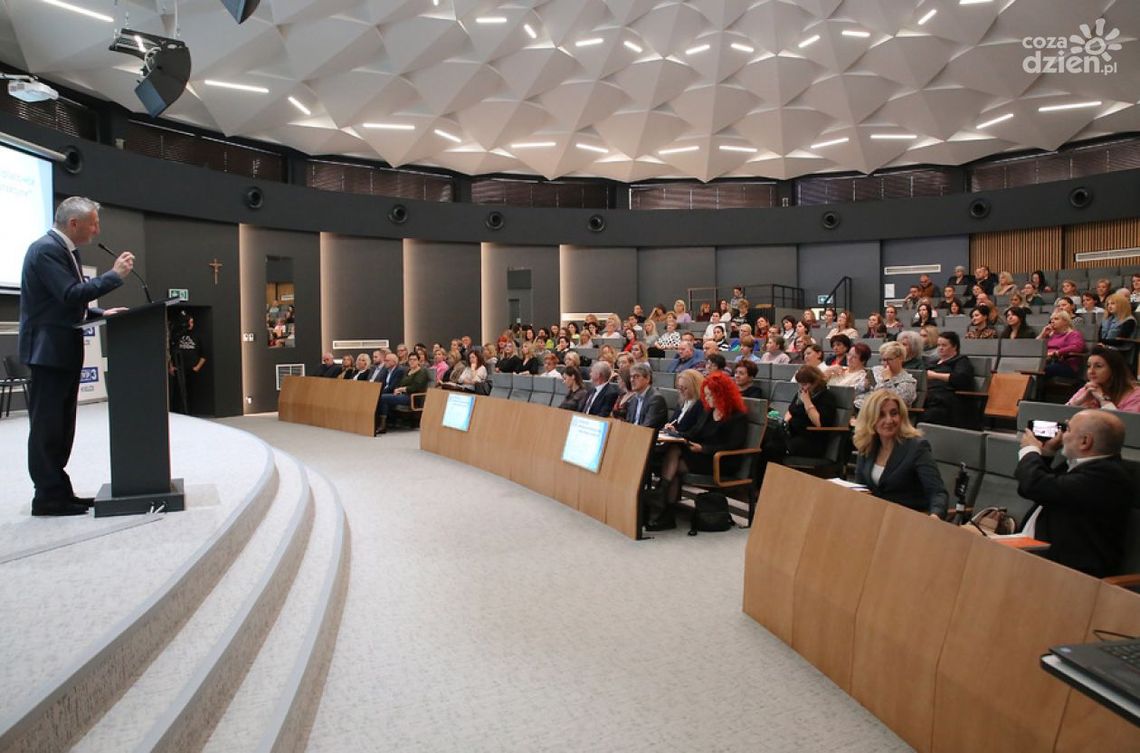 Dyskusja o mediacji w oświacie Dyskusja o mediacji w oświacie