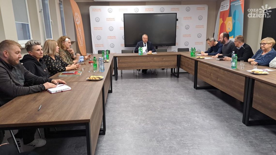 Działkowcy z Ostrowca z finansowym wsparciem z budżetu gminy Działkowcy z Ostrowca z finansowym wsparciem z budżetu gminy