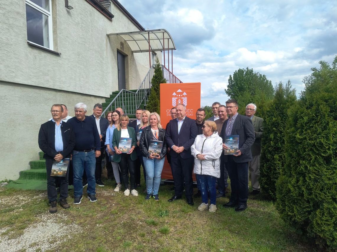 Działkowicze z Ostrowca zadowoleni ze wsparcia miasta. Dzieki dotacjom zrobią ważne inwestycje Działkowicze z Ostrowca zadowoleni ze wsparcia miasta. Dzieki dotacjom zrobią ważne inwestycje