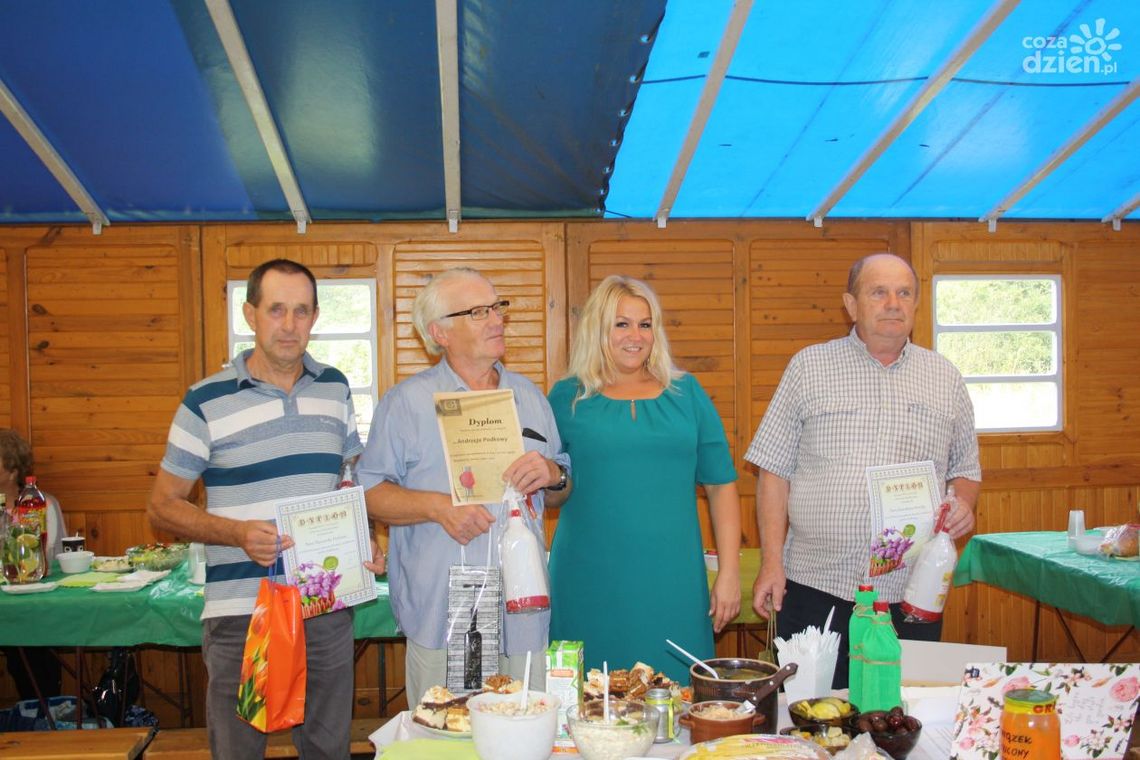 Dzień Działkowca - deszcz nie przeszkodził w zabawie Dzień Działkowca - deszcz nie przeszkodził w zabawie