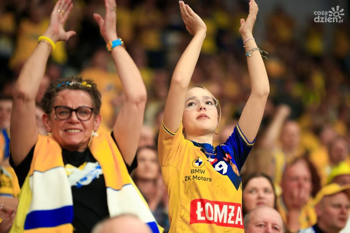 Dzień Kobiet w Hali Legionów. Sportowe emocje i wyjątkowe atrakcje podczas meczu Industrii Kielce Dzień Kobiet w Hali Legionów. Sportowe emocje i wyjątkowe atrakcje podczas meczu Industrii Kielce