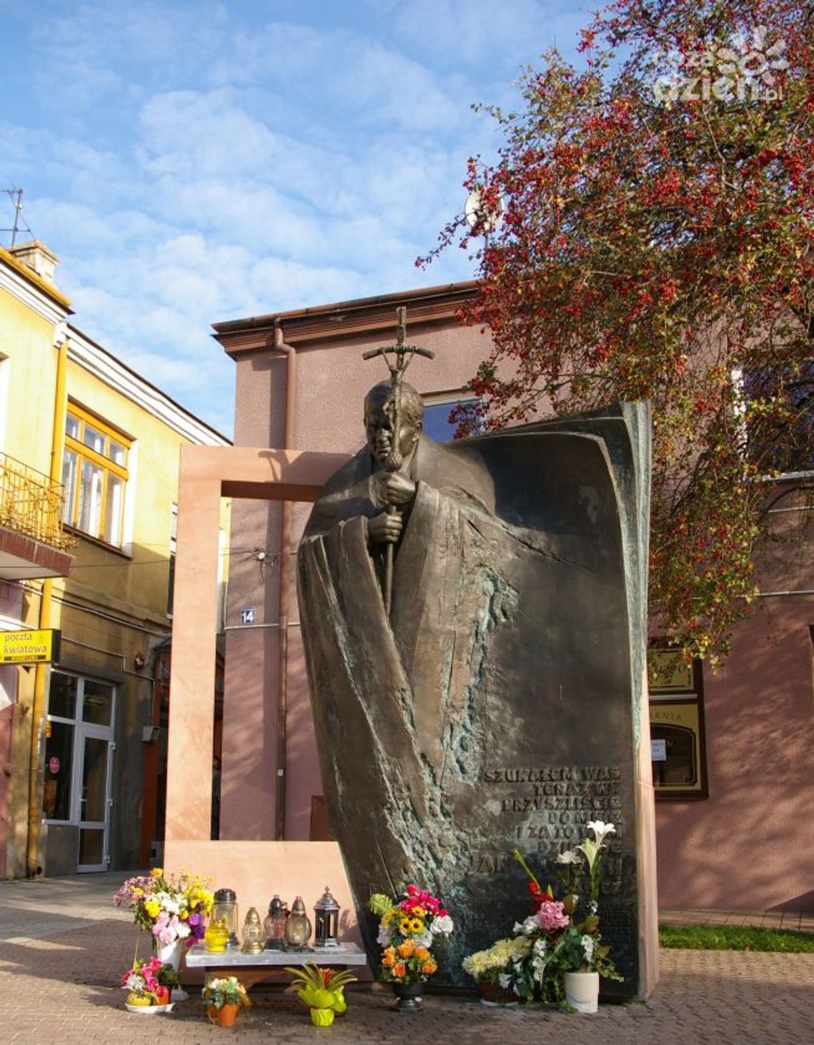 Dziś rocznica śmierci papieża. Duchowni zachęcają do czuwania modlitewnego Dziś rocznica śmierci papieża. Duchowni zachęcają do czuwania modlitewnego