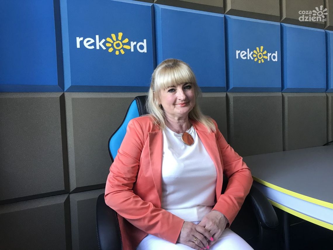 E. Jurkowska-Siwiec: Czekając na nową salę koncertową zapraszamy do nauki w naszej szkole tych, którzy chcieliby na niej występować E. Jurkowska-Siwiec: Czekając na nową salę koncertową zapraszamy do nauki w naszej szkole tych, którzy chcieliby na niej występować