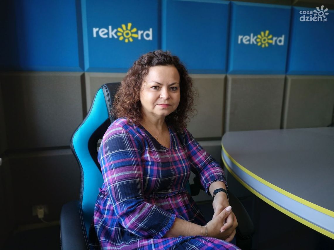 E. Malec: Podwyżki jakie teraz dostali nauczyciele, tylko ich upokorzyły E. Malec: Podwyżki jakie teraz dostali nauczyciele, tylko ich upokorzyły