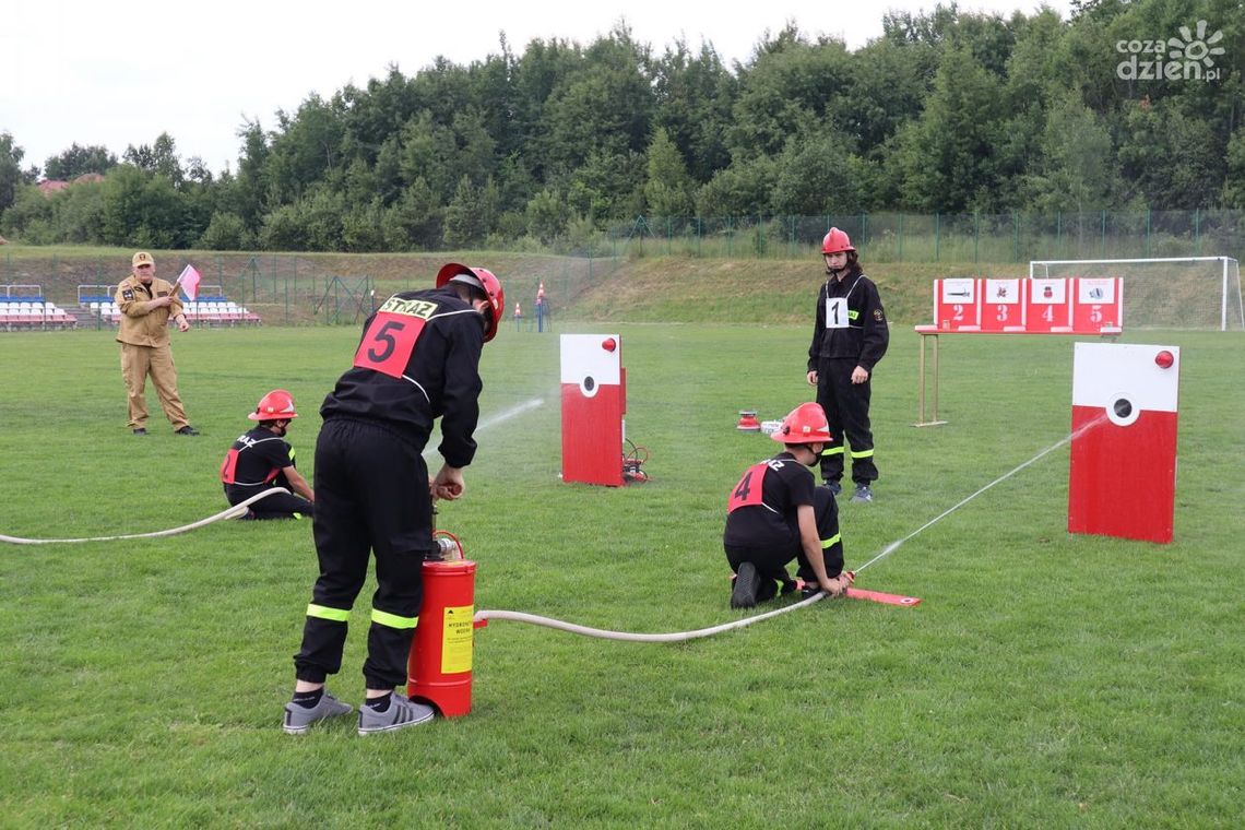 Efektowne zawody strażackie Efektowne zawody strażackie