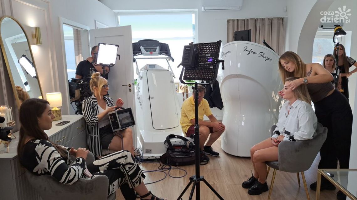 Ekipa "Pytania na Śniadanie" w Ostrowcu Świętokrzyskim
