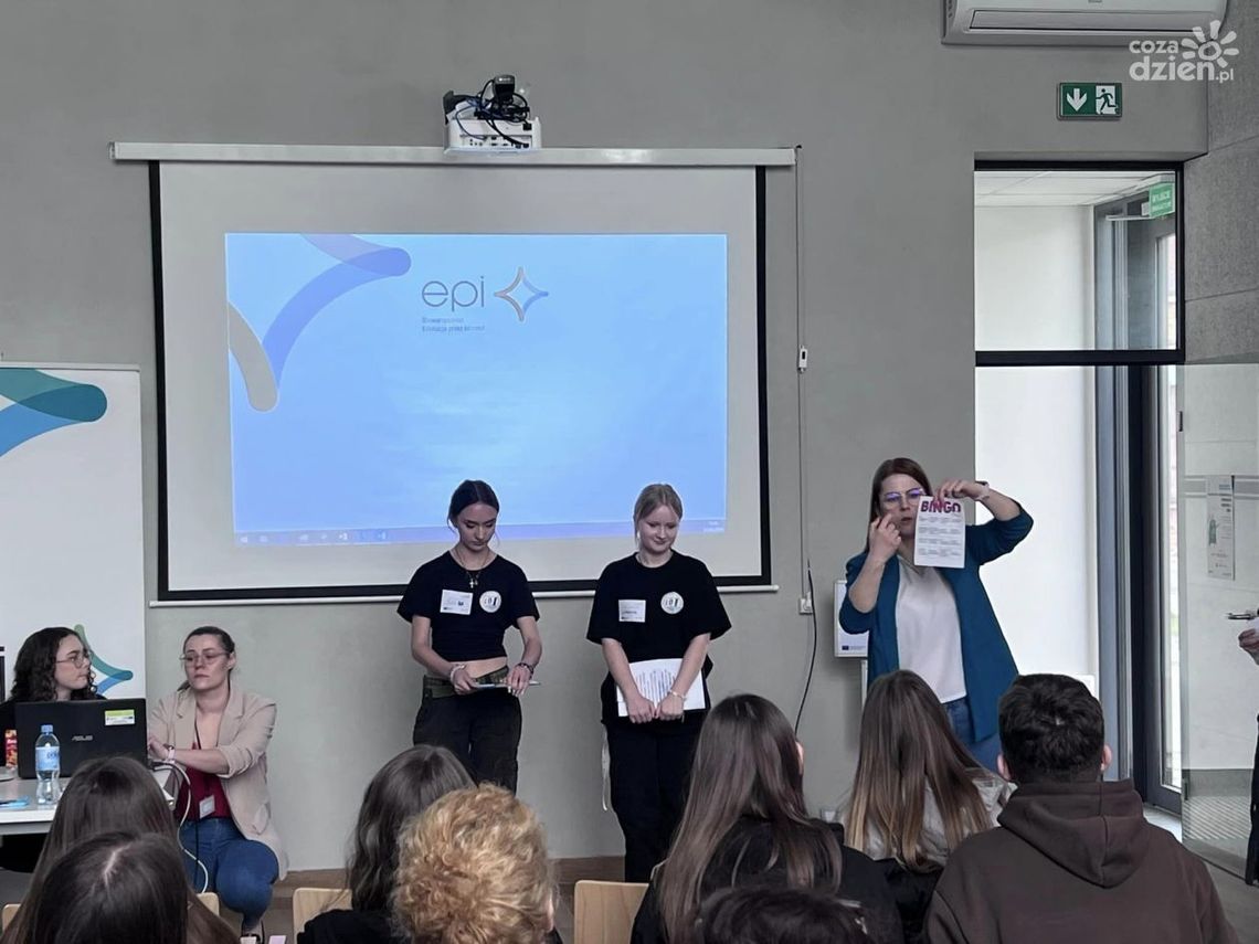 Ekologiczna edukacja ostrowieckiej młodzieży Ekologiczna edukacja ostrowieckiej młodzieży