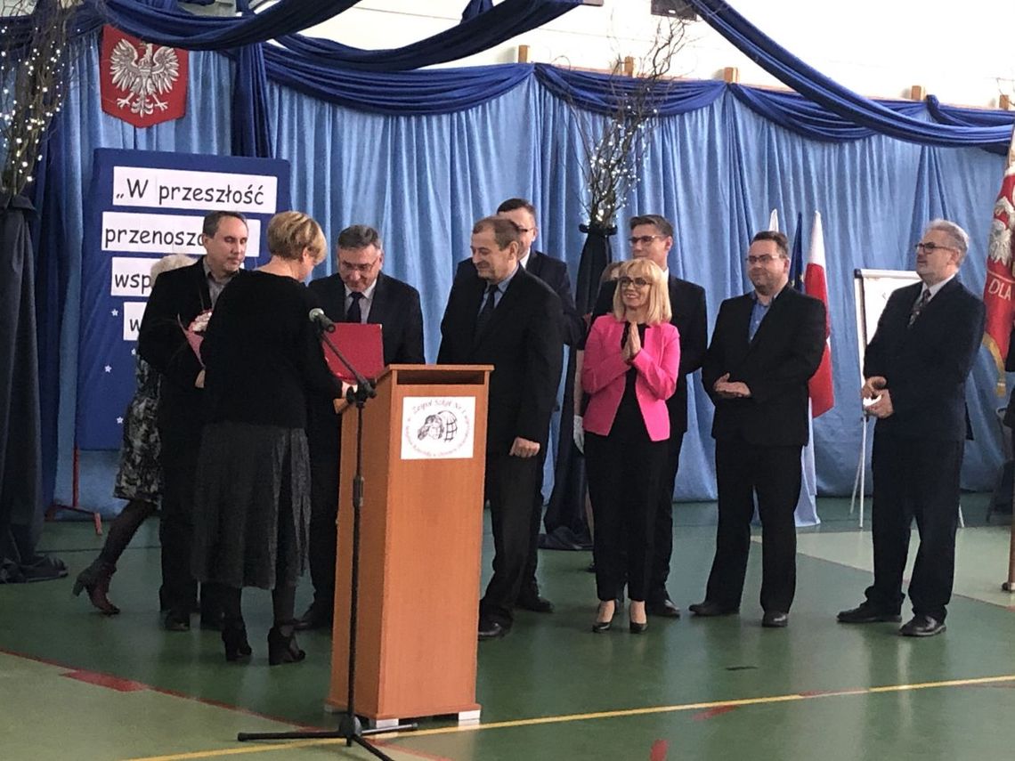 "Ekonomik" ma już 95 lat. Piękny jubileusz ostrowieckiej szkoły "Ekonomik" ma już 95 lat. Piękny jubileusz ostrowieckiej szkoły