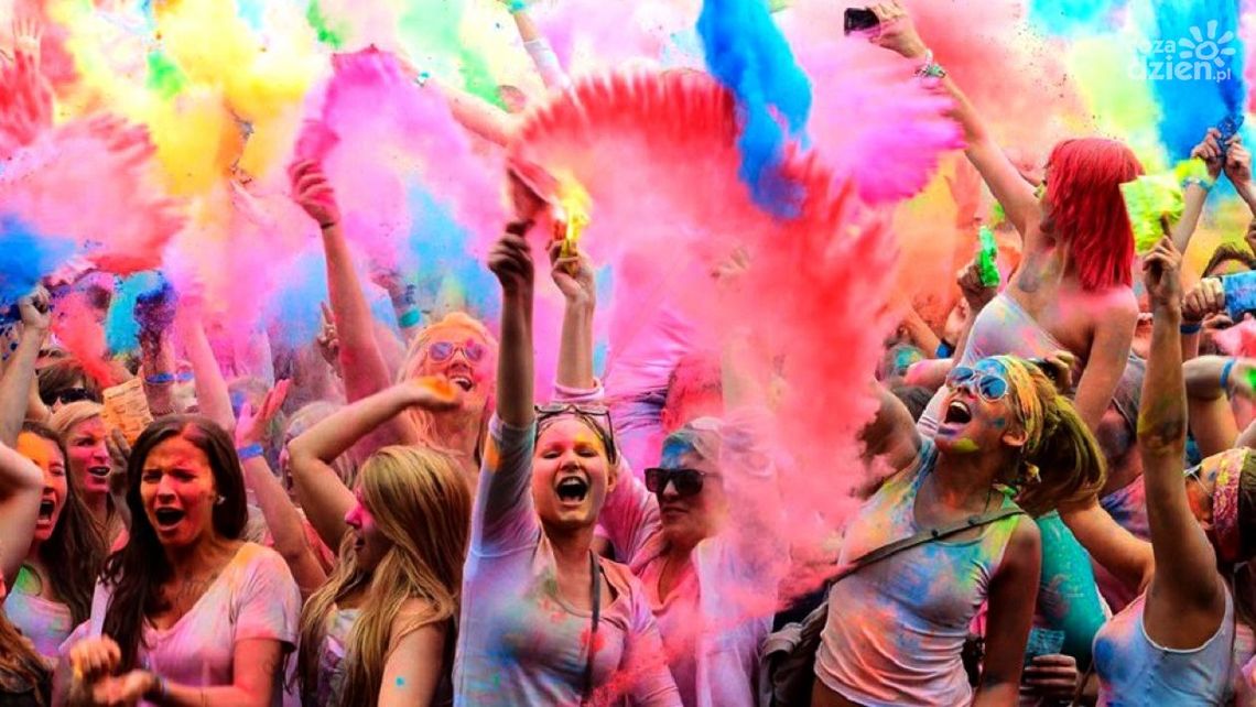 Eksplozja kolorów w Ostrowcu Świętokrzyskim Eksplozja kolorów w Ostrowcu Świętokrzyskim