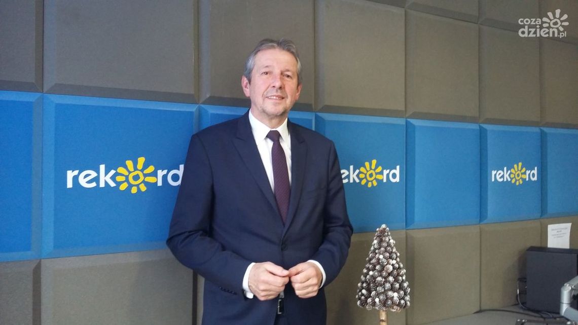 Eligiusz Mich: Opozycja, w tym Platforma Obywatelska jest gotowa do przejęcia odpowiedzialności za trudne decyzje dotyczące rządzenia krajem Eligiusz Mich: Opozycja, w tym Platforma Obywatelska jest gotowa do przejęcia odpowiedzialności za trudne decyzje dotyczące rządzenia krajem