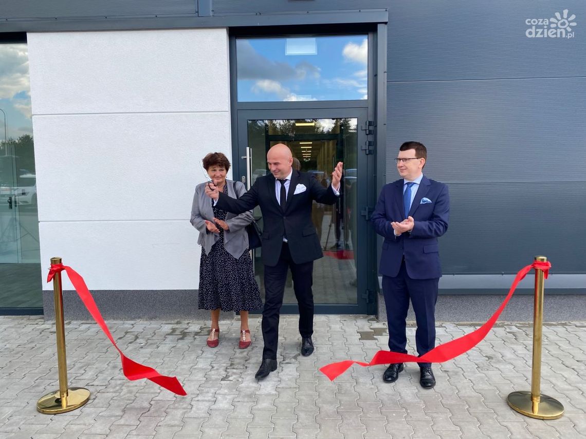 Elkom Trade w nowej siedzibie. To pierwsza firma w Ostrowieckim Kompleksie Inwestycyjnym Elkom Trade w nowej siedzibie. To pierwsza firma w Ostrowieckim Kompleksie Inwestycyjnym