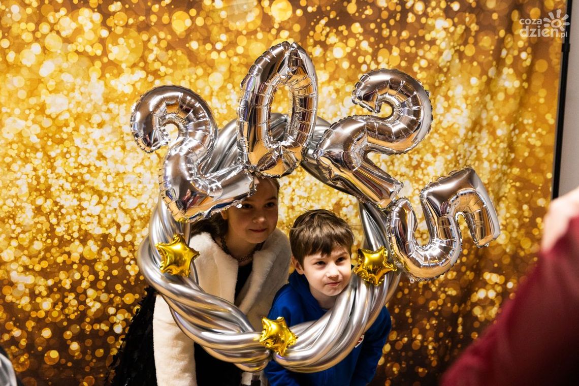 Europejskie Centrum Bajki w Pacanowie przywitało Nowy Rok Europejskie Centrum Bajki w Pacanowie przywitało Nowy Rok