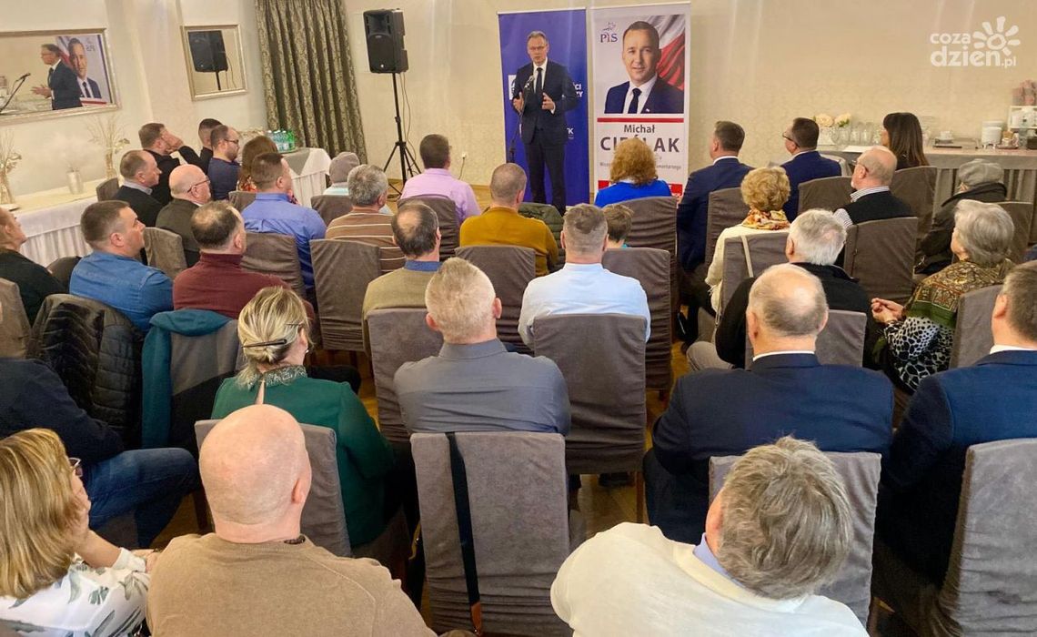 Europoseł  Arkadiusz Mularczyk spotkał się z mieszkańcami Buska Zdroju