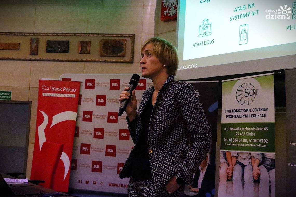 Fake News, czyli gdzie leży prawda w Internecie Fake News, czyli gdzie leży prawda w Internecie