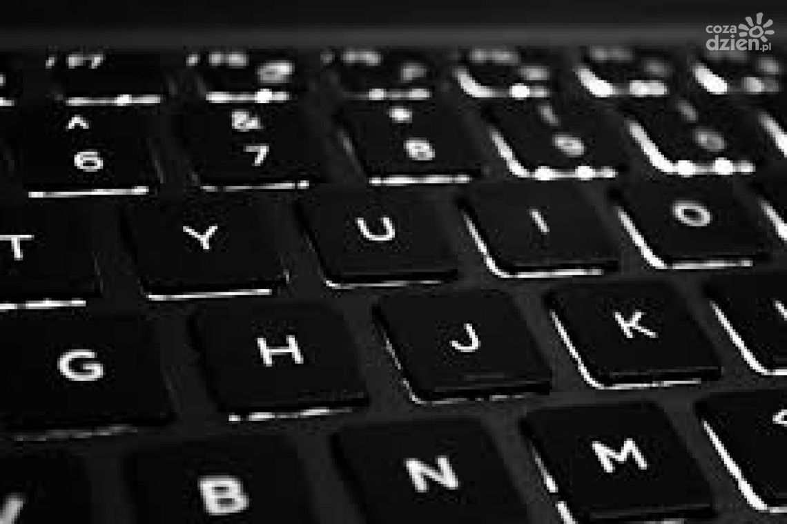 Fałszywy amerykański żołnierz oszukał 39-latkę Fałszywy amerykański żołnierz oszukał 39-latkę