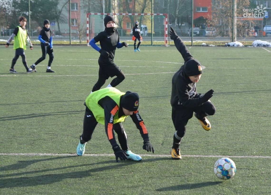 Ferie z ostrowieckim MOSiRem: Terminarz Zimowego Turnieju Piłki Nożnej
Ferie z ostrowieckim MOSiRem: Terminarz Zimowego Turnieju Piłki Nożnej