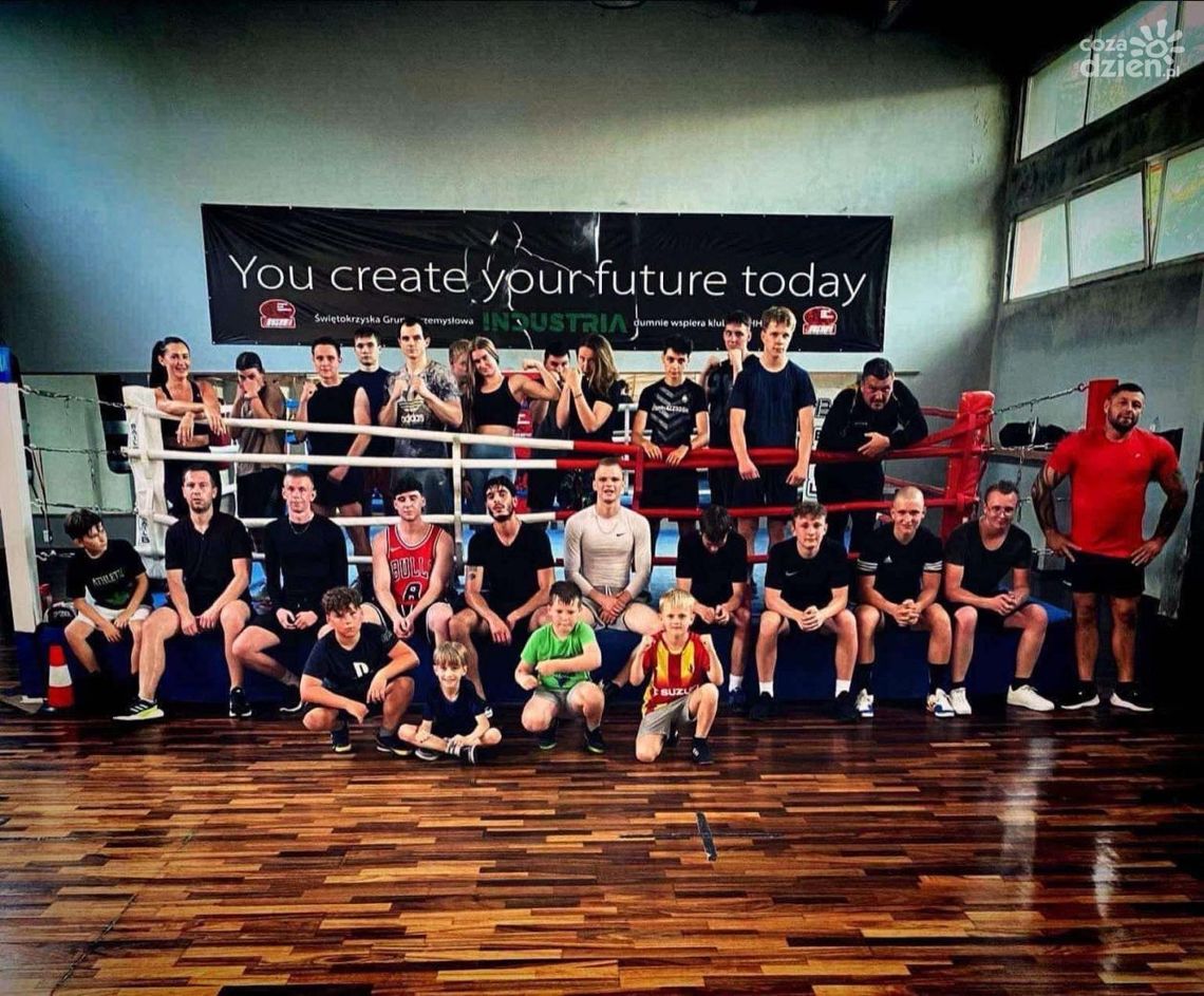 Ferie zimowe z boksem w Kieleckim klubie "RUSHH". Ferie zimowe z boksem w Kieleckim klubie "RUSHH".