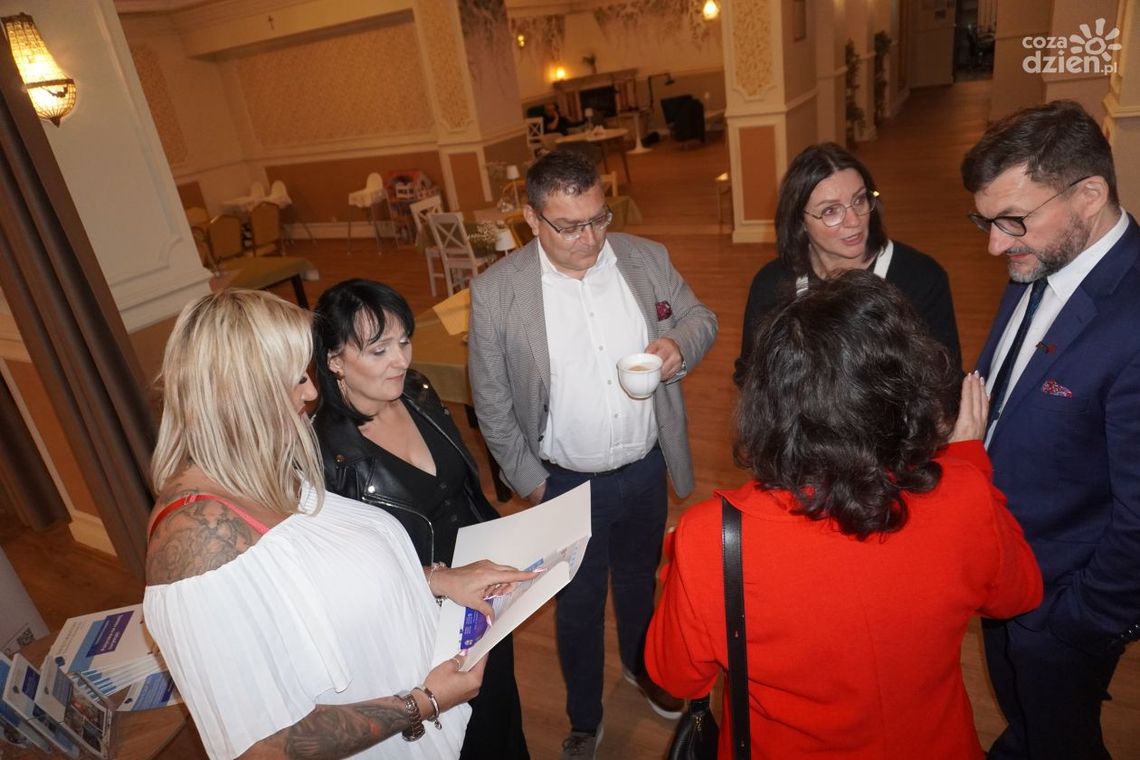 Forum Biznesu i Przedsiębiorczości we Włoszczowie Forum Biznesu i Przedsiębiorczości we Włoszczowie