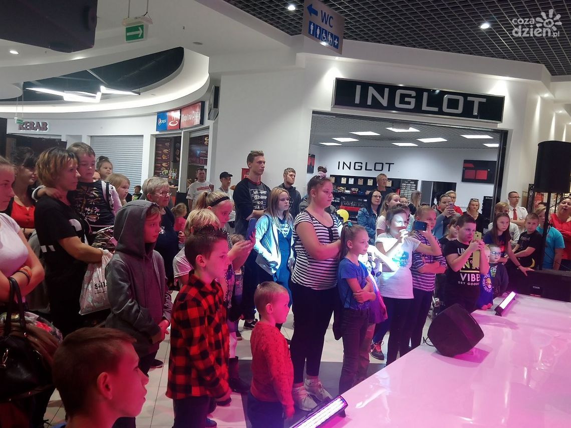 GALERIA OSTROWIEC - co za urodziny! (zobacz)