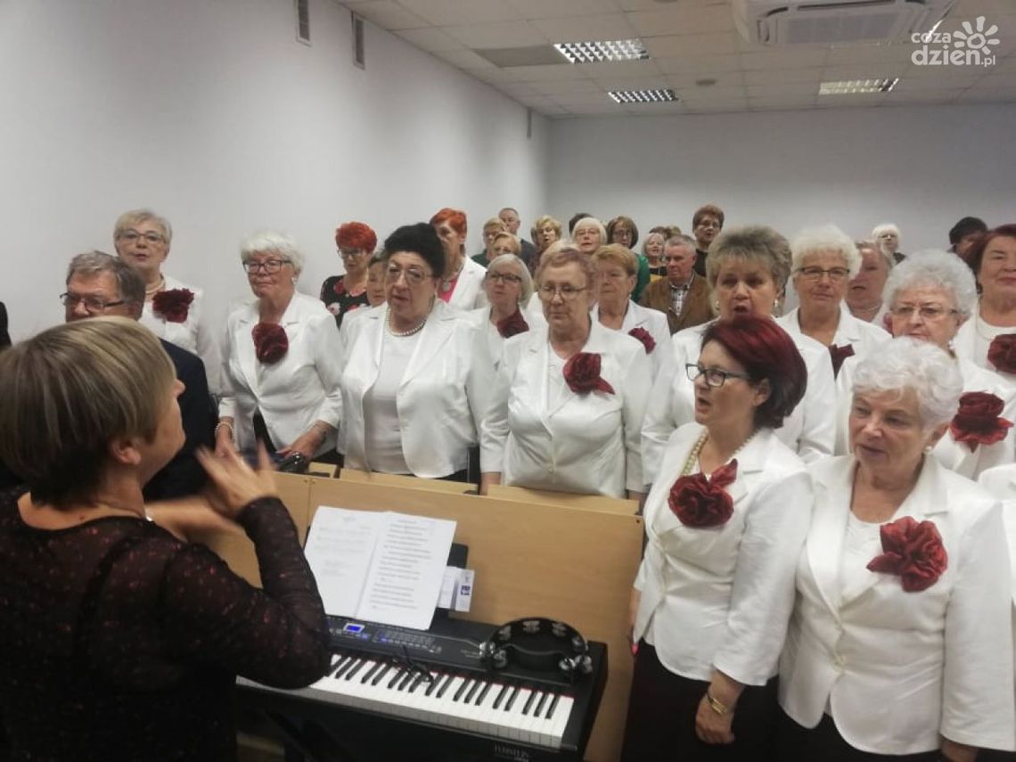 Gaudeamus igitur ostrowieckich seniorów Gaudeamus igitur ostrowieckich seniorów