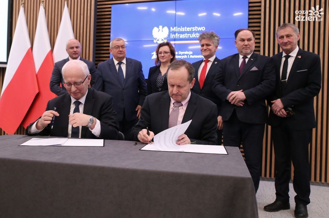 GDDKiA szuka nowego dyrektora do Kielc. Co stanie się z obecnym? GDDKiA szuka nowego dyrektora do Kielc. Co stanie się z obecnym?