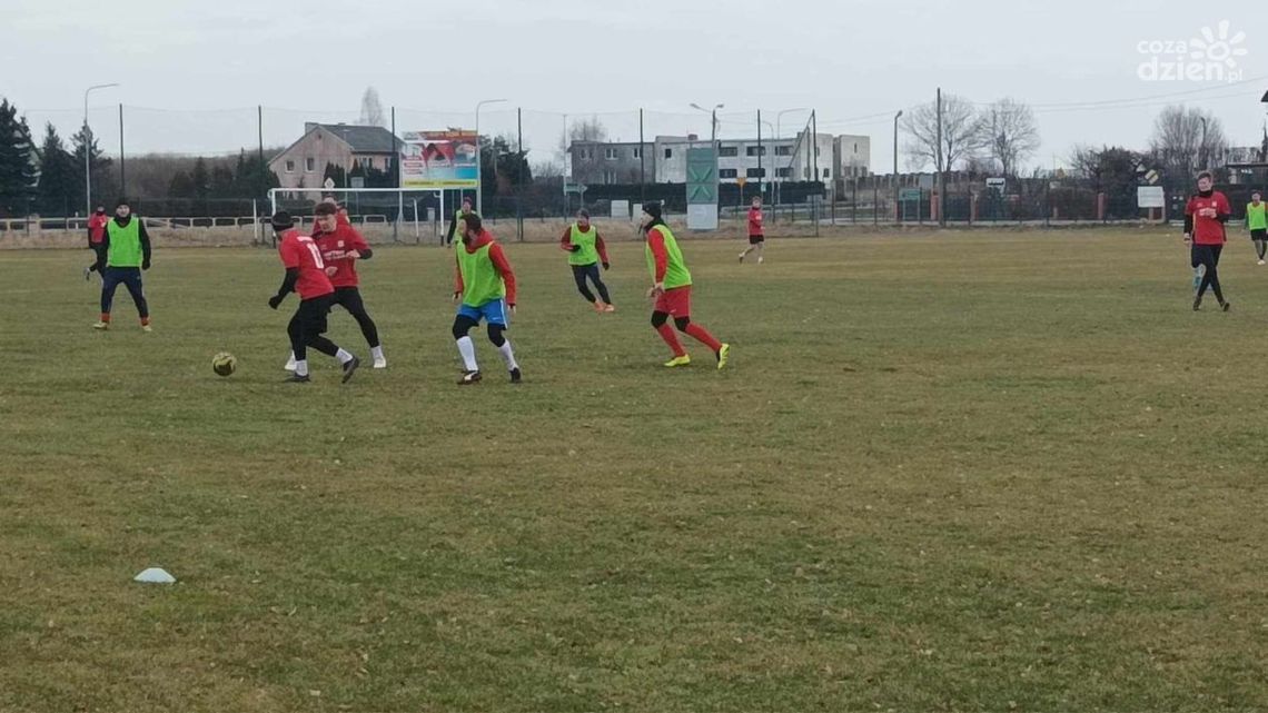 GKS Obrazów rozpoczął granie od zwycięstwa GKS Obrazów rozpoczął granie od zwycięstwa