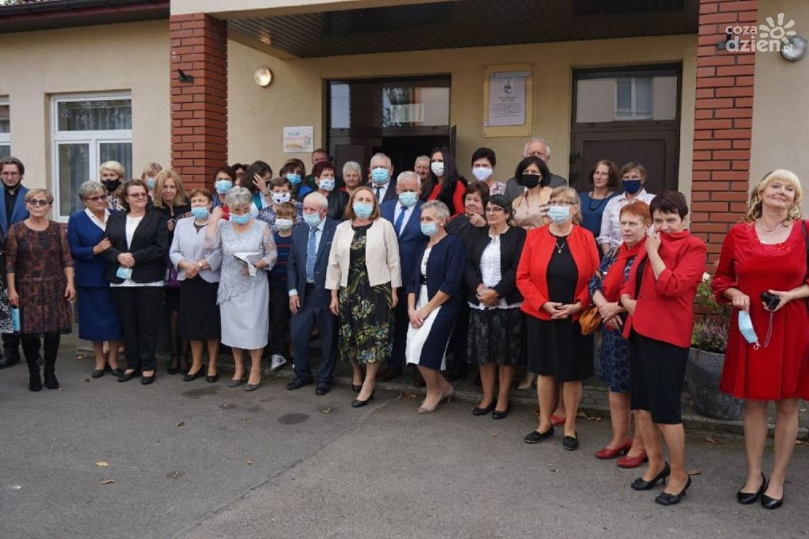 Gmina Ożarów stawia na seniorów Gmina Ożarów stawia na seniorów