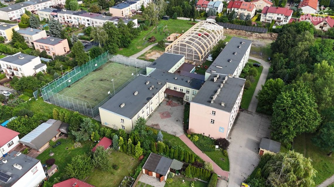 Hala sportowa powstaje przy ostrowieckiej PSP nr 1 Hala sportowa powstaje przy ostrowieckiej PSP nr 1