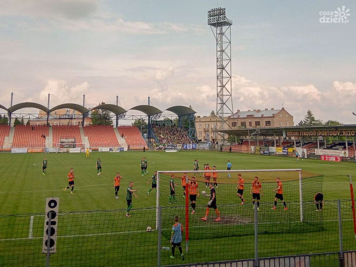 Hutnicze derby dla KSZO 