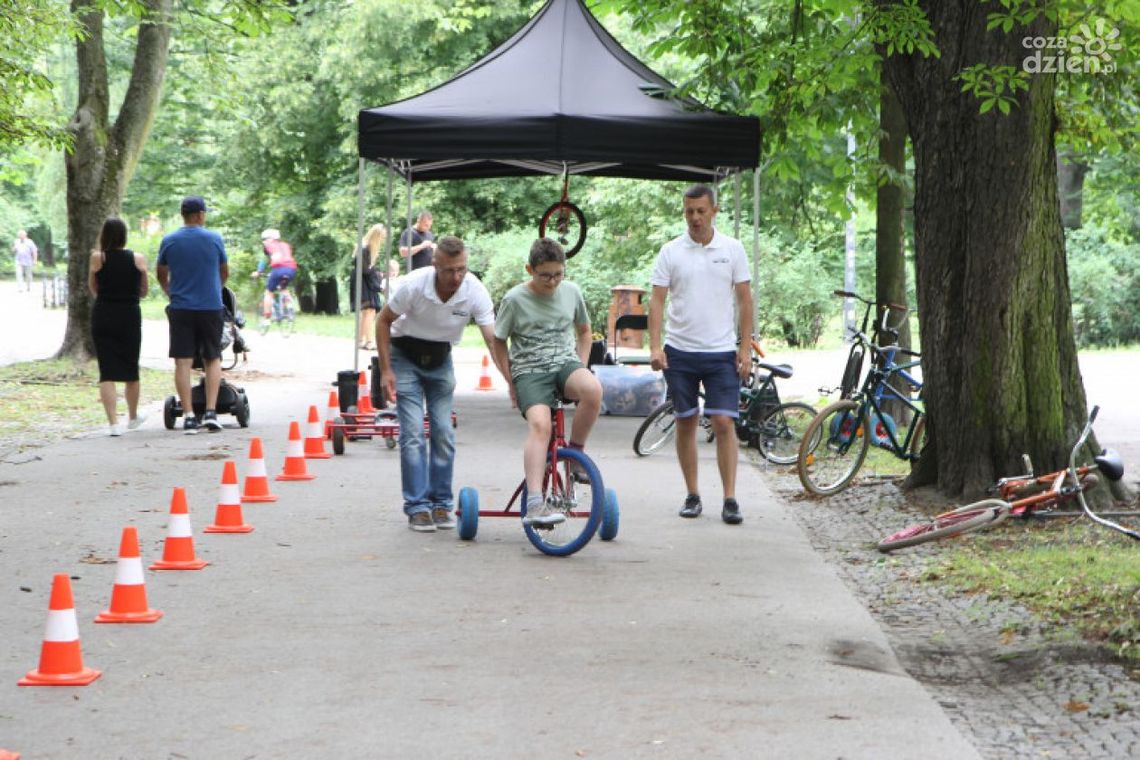 II Piknik Rowerowy "Rowerowe pożegnanie lata". Praktycznie i zabawnie II Piknik Rowerowy "Rowerowe pożegnanie lata". Praktycznie i zabawnie