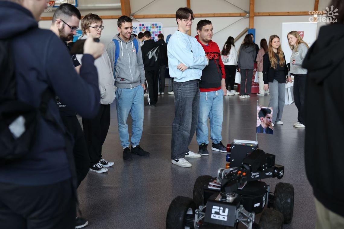 II Świętokrzyskie Targi Edukacyjne w Skarżysku-Kamiennej (zdjęcia i wideo)
