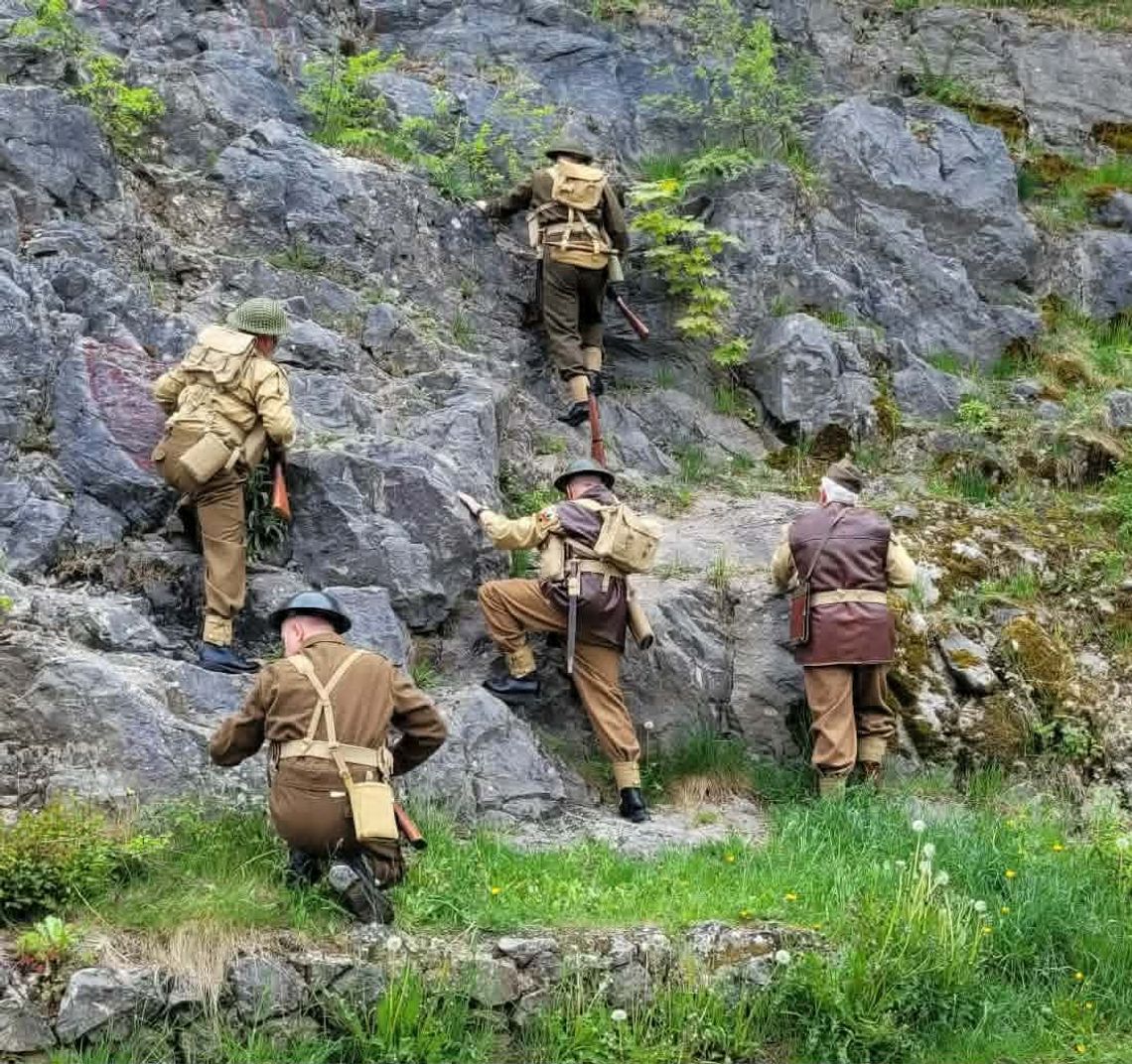 III Marsz Mulników przeszedł przez Kadzielnię. Uczcili pamięć bohaterów Monte Cassino