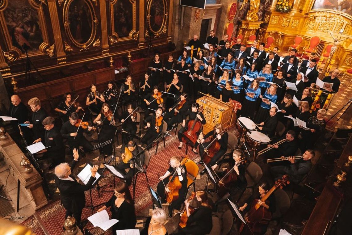 III Świętokrzyskie Dni Muzyki Dawnej III Świętokrzyskie Dni Muzyki Dawnej