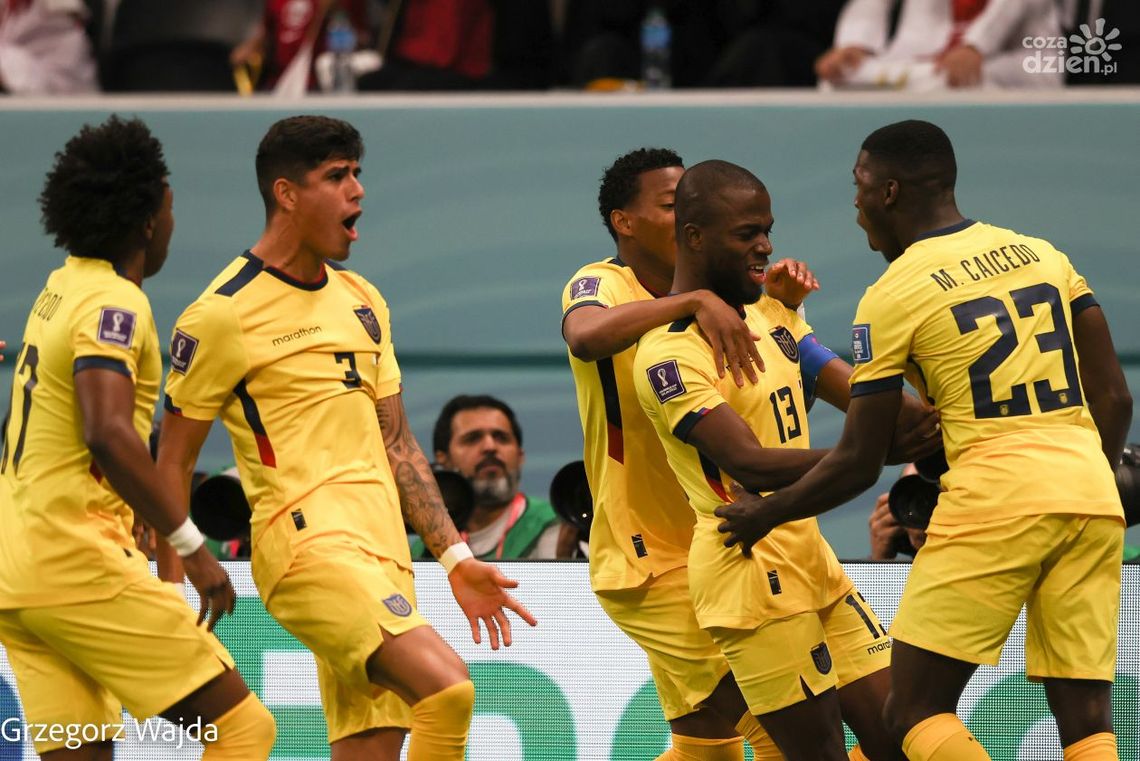 Inauguracja mundialu w obiektywie Wajdy Inauguracja mundialu w obiektywie Wajdy